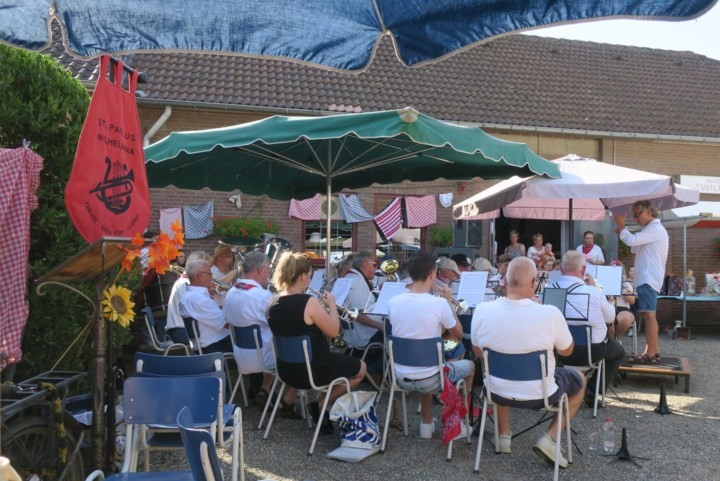 Boerenoogstfeest met muziekgezelschappen en hobbymarkt in Vlodrop