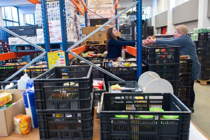 Voedselbank houdt grote inzamelactie bij supermarkten in Midden-Limburg