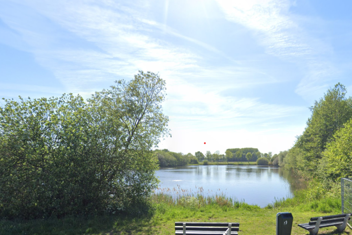 Plan voor overdekte hangplek Montfortse jongeren bij vijver Achter de Hoven