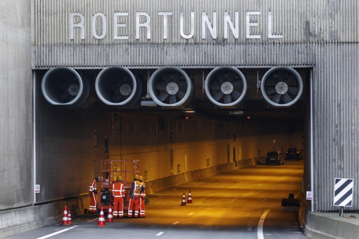 Tunnels van de A73 dicht, da’s toch weer even wennen voor alle weggebruikers