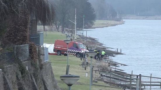 Lichaam uit de Maas bij Kessel gehaald