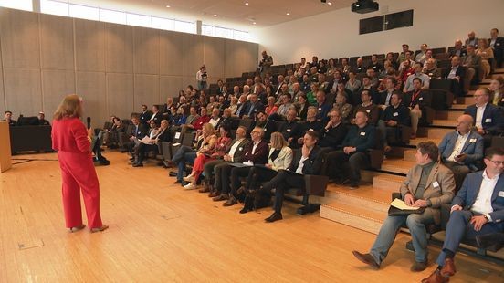 Limburgse duurzaamheidsprijs voor kleding van mensenhaar