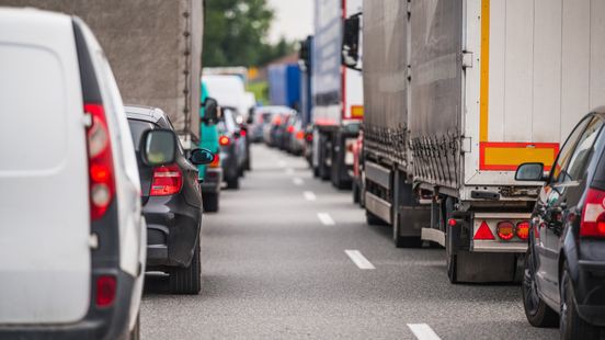 Bijna uur vertraging door ongeluk A73