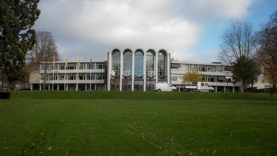 COA laat Valkenburg onwetend over nareizigers in hotel