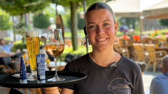 Naast bier en wijn ook zonnebrandcrème op het terras