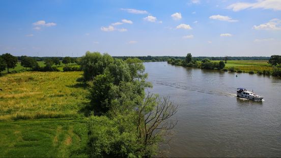 Waterbedrijven: Maas viezer door lozingen en klimaat