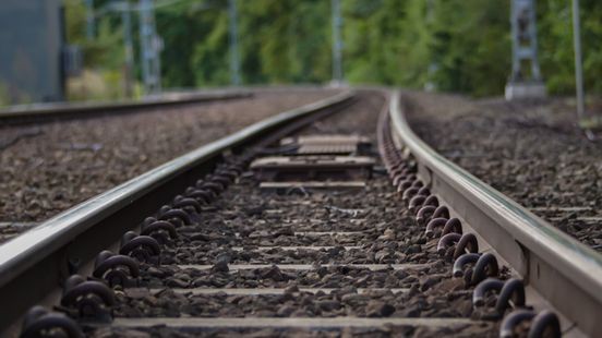 Urenlang geen treinen Heerlen-Sittard door storing met onbekende oorzaak
