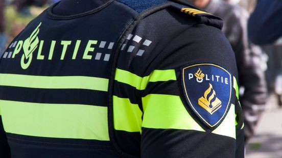 Adresgegevens bedreigde agenten in handen van verdachte