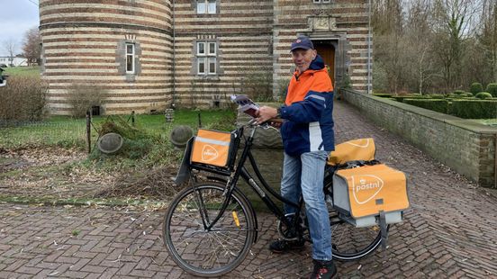 Postbode Willy jodelt ook tijdens decemberdrukte