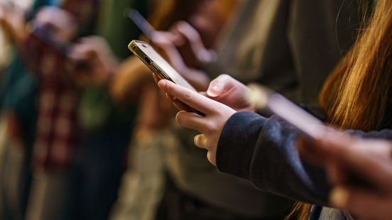 Docent Maastricht geschorst om 'ongepaste beelden'