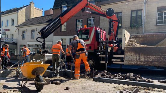 Verhoogde stoepranden moeten Valkenburg helpen bij regen