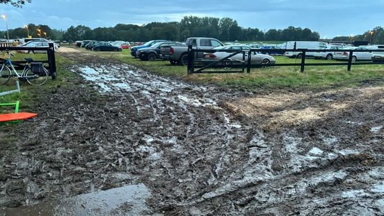 Bospop zoekt tractoren voor verhelpen parkeerproblemen