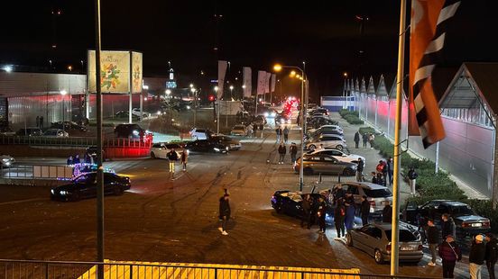 Honderden auto's bij illegale carmeeting Venlo