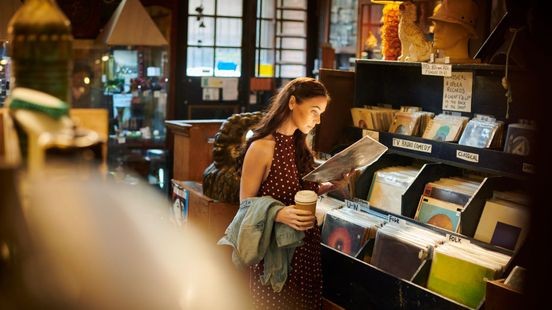 Platenzaken maken een comeback, met dank aan jonge vrouwen