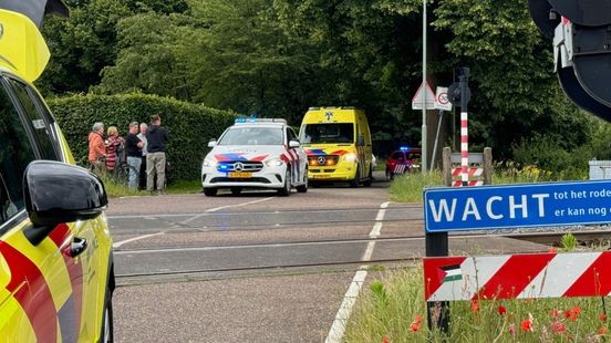 Fietser overleden na aanrijding met trein in Roermond