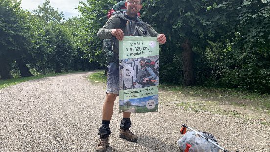 Mark wil 100.000 km lopen, bomen planten en afval inzamelen