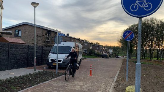 Door de bomen het bos niet zien: Brunssum vol verkeersborden