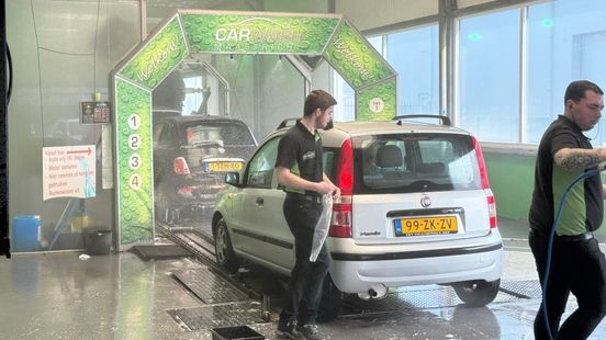 Saharazand: 'Wacht maar even met wassen'