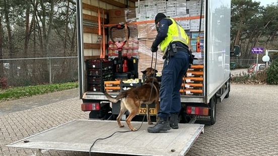 Grote controle bij Venlo levert acht aanhoudingen op