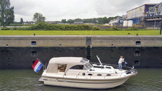 Woonboten bij Heijen moeten verplaatsen: 'We zijn boos'