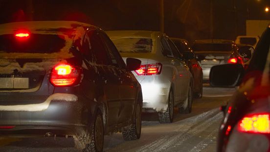 Twee lange files op A2 in noordelijke richting