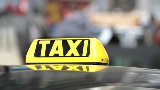 Negen boetes voor taxichauffeurs tijdens controle in Venlo