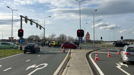 Lange file A76 door ongeval bij Nuth