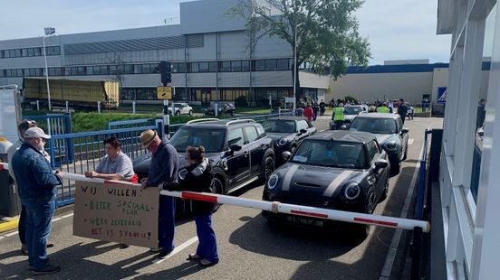 Provincie moet ontslagen medewerkers Nedcar helpen