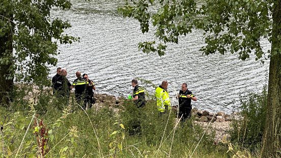 Onderzoek na vondst stoffelijke resten bij kanaal