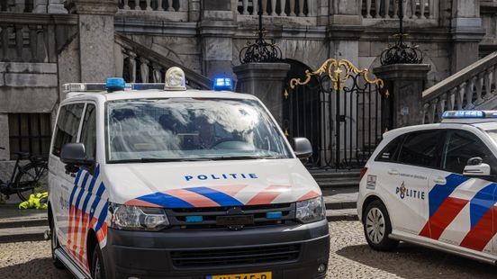 Met de politie mee in Bureau Maastricht: 'Stad van een heel andere kant te zien'