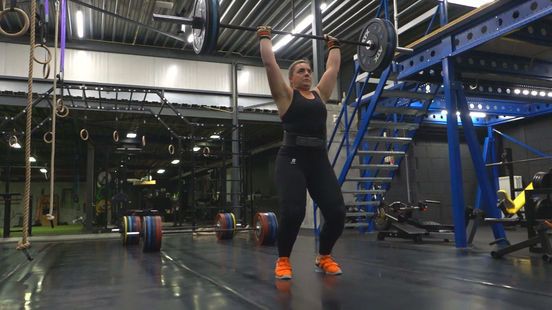 Femke (30) in race voor titel 'Sterkste Vrouw van de Wereld'