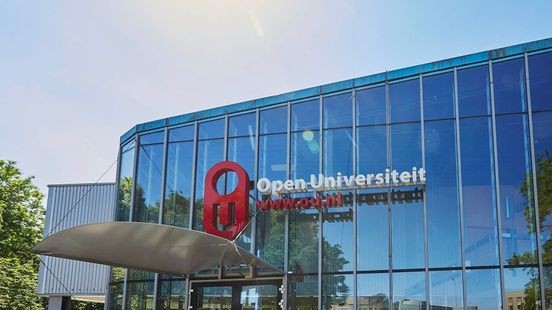 Forse reorganisatie Open Universiteit: mogelijk tachtig banen op de tocht door miljoenentekort