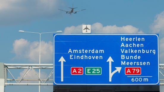 Extra vluchten voor vliegveld Beek door mist bij Eindhoven