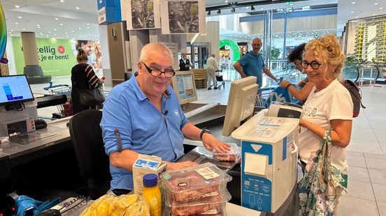 Jos Nijs (66) werkt al een halve eeuw bij dezelfde baas
