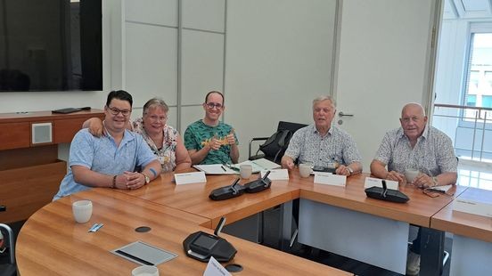 Droom komt uit voor Jeroen (33): debat voor mensen met beperking in provinciehuis