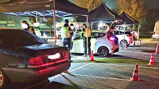 Zwaard in beslag genomen bij verkeerscontrole in Herkenbosch