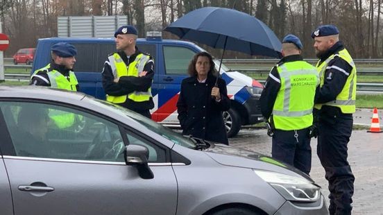 Grenscontroles tegen illegale immigratie met half jaar verlengd