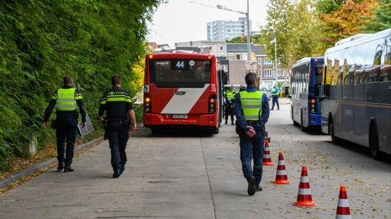 Preventief fouilleren bij Maankwartier: 19 bekeuringen en een aanhouding