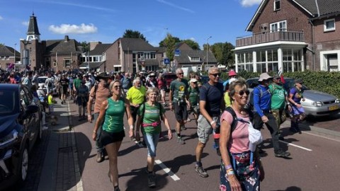 Vierdaagse trekt door de kop van de provincie