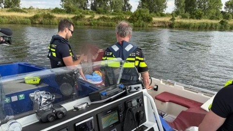 Meer dan 50 bekeuringen bij internationale controle op Maasplassen