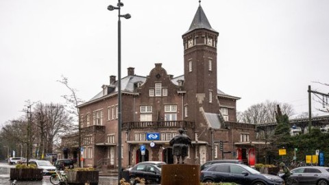 NS wijst argumenten af om toch altijd op station Weert te stoppen